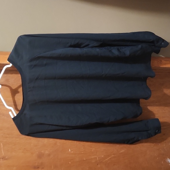 Joe Fresh Lacy Top - Picture 1 of 3